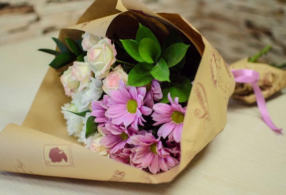 Букет цветов из: Розы и Хризантемы в Кошехабль