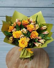 Букет цветов из:  Альстромерии и Розы в Кошехабль
