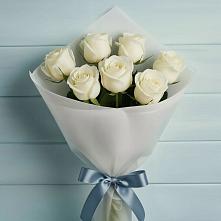Букет 7 Белых роз Эдлесс Лав в Кошехабль