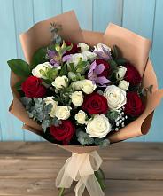 Букет цветов из:  Розы и Альстромерии в Кошехабль