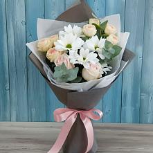 Букет цветов из:  Хризантемы и Розы в Кошехабль