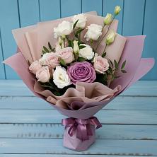 Букет цветов из:  Розы и Лизиантусы в Кошехабль
