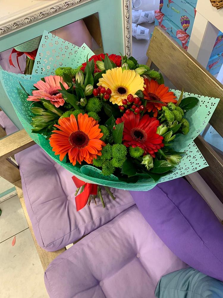 Букет цветов из: Герберы, Хризантемы и Альстромерии в Кошехабль