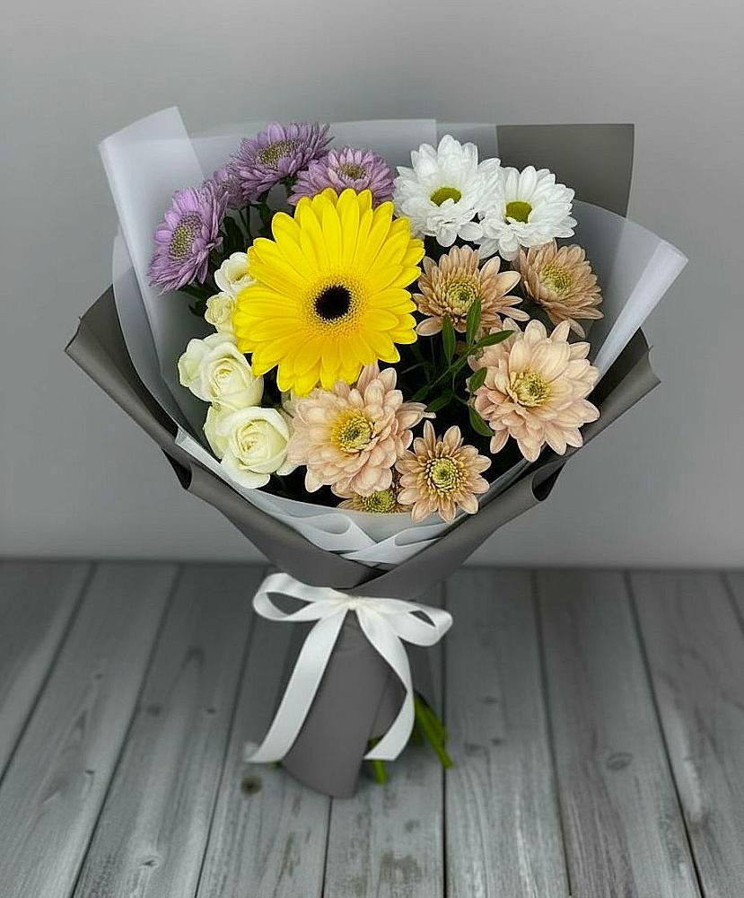 Букет цветов из: Розы, Герберы и Хризантемы в Кошехабль