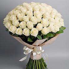 Букет 101 беля роза Белоснежка в Кошехабль