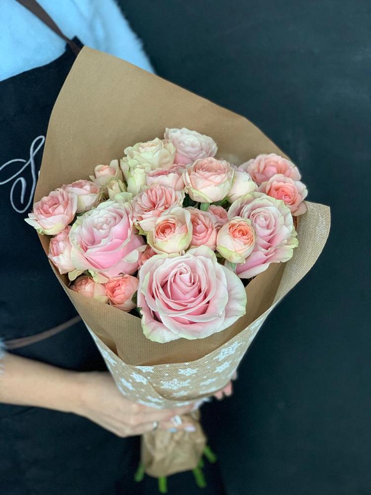 Букет цветов из: Хризантемы и Розы в Кошехабль