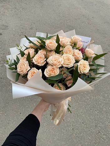 Букет Кремовые розы Латте в Кошехабль
