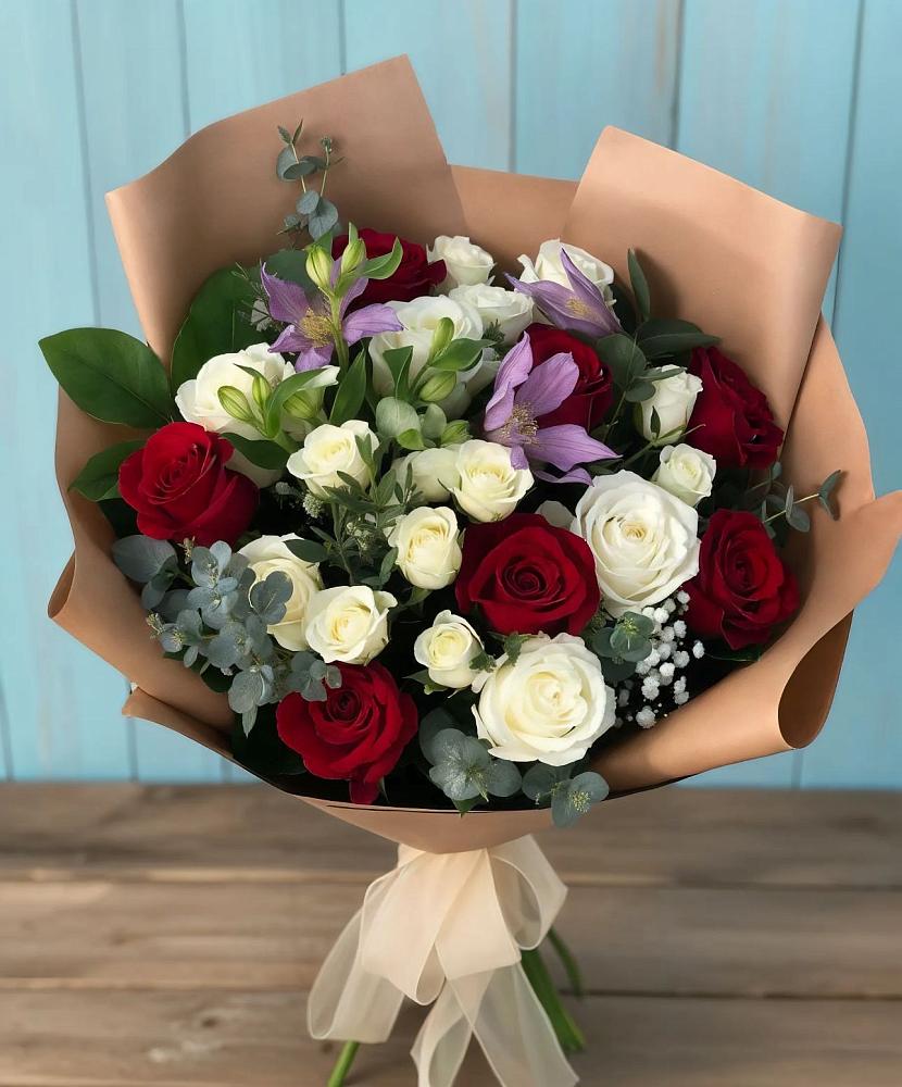 Букет цветов из: Розы и Альстромерии в Кошехабль