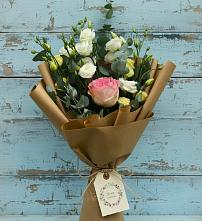 Букет цветов из:  Розы и Лизиантусы в Кошехабль