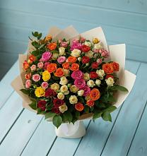 Букет Микс из разноцветных кустовых роз в Кошехабль